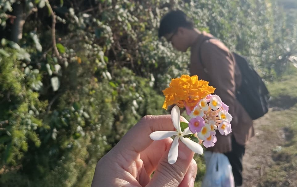 Puisi Aidah dan Ghiffary
